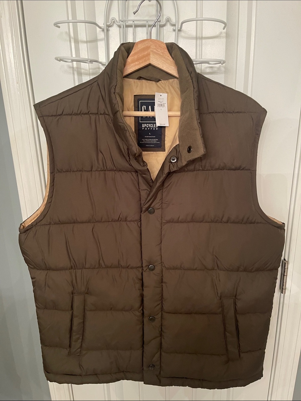 GAP Men’s Quilted Puffer Vest - Olive Exterior, Tan Interior